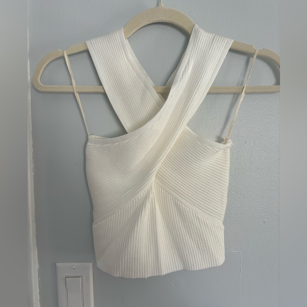 Elegant White Ribbed Women's Top